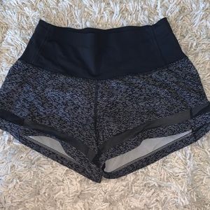 Lululemon Speed up High waisted shorts 2.5